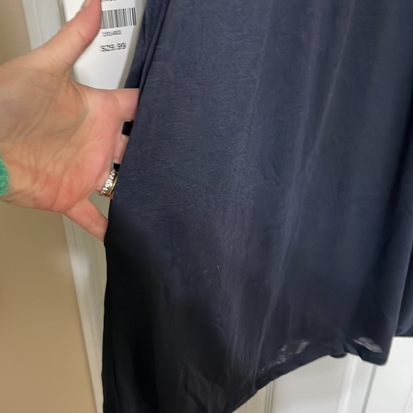 Dress Up navy vneck dress m nwt - Picture 4 of 7